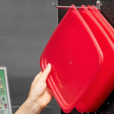 FreshPro 6 and 8 Qt. Red Square Polypropylene Food Storage Container Lid