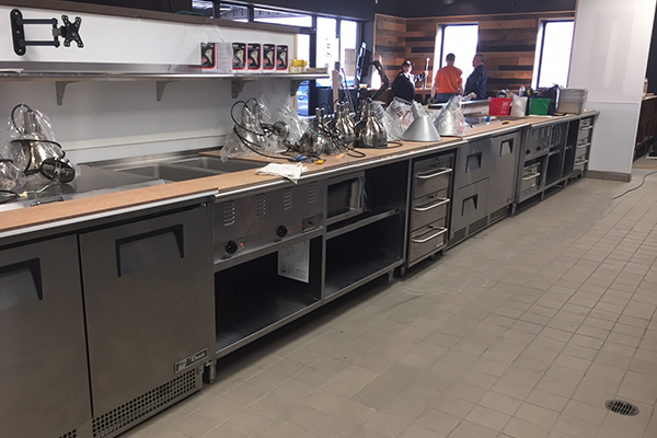 Restaurant serving line
